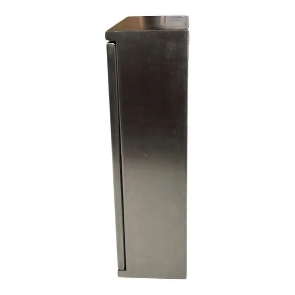 Gucci Made in Italy stainless steel retail counter display merchandise case